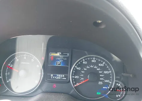 2014 Subaru Outback 2.5I Limited z USA, uszkodzony, nr VIN 4S4BRCPC6E3299365